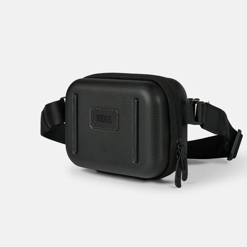 Hardshell Sling - Royal Black